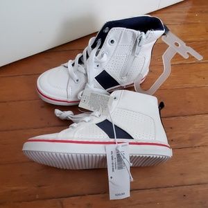 Toddler boys size 9 sneakers
